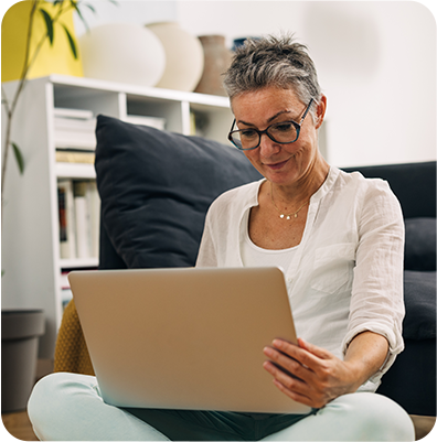 woman at home using a computer